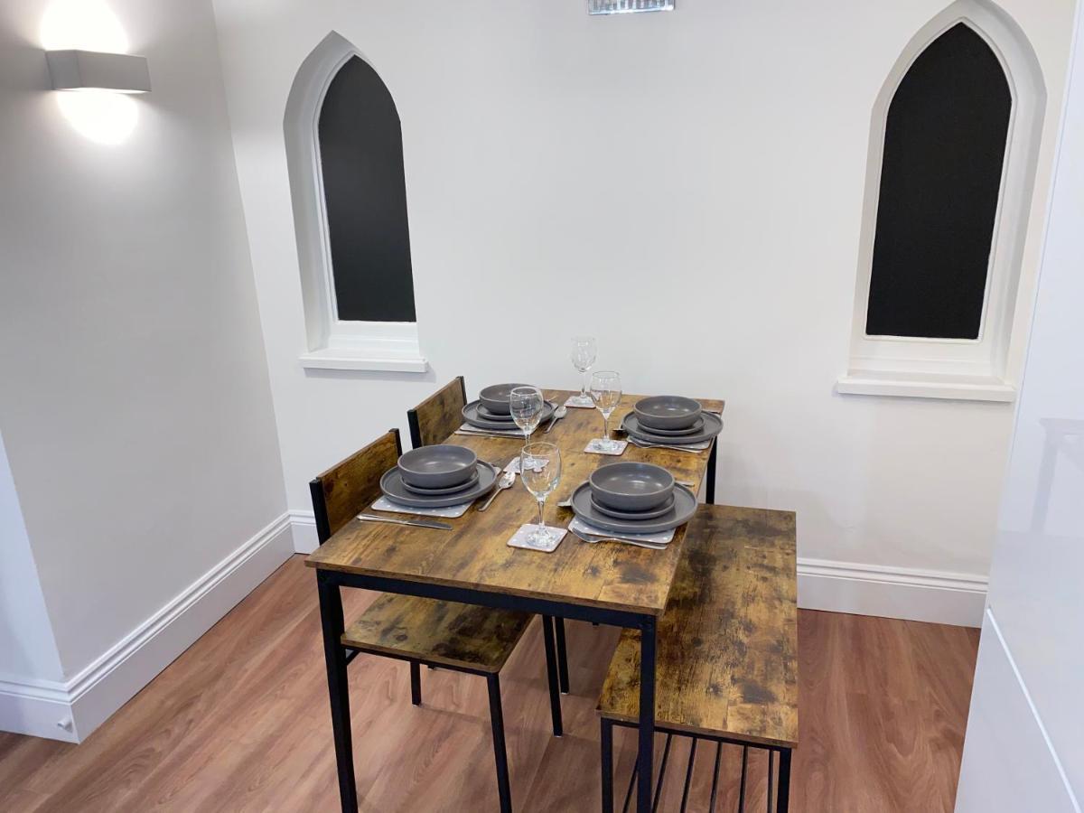 Westons Hideaway, 2 Bed, Free Parking, 6 Mins Walk To Beach, מראה חיצוני תמונה