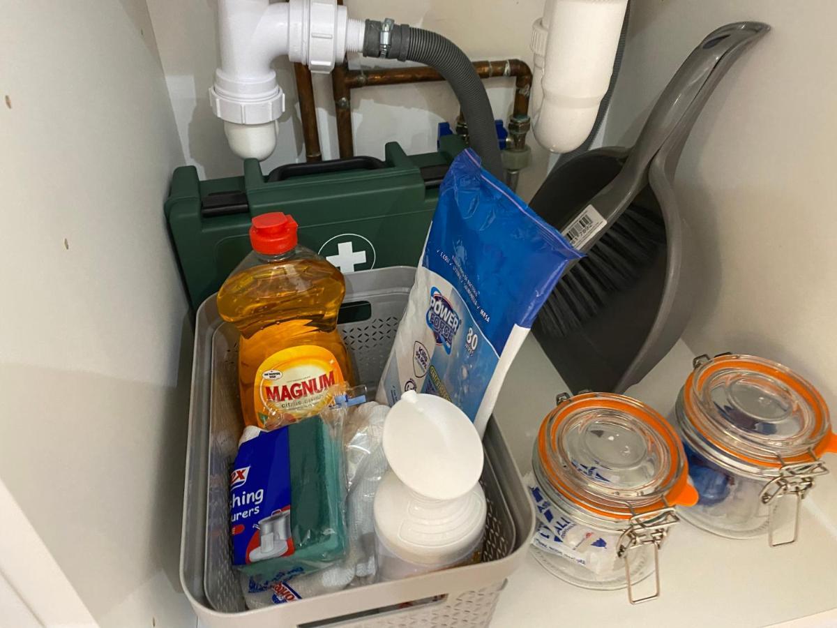 Westons Hideaway, 2 Bed, Free Parking, 6 Mins Walk To Beach, מראה חיצוני תמונה